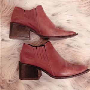 Vintage Brown Leather Western Style Boots